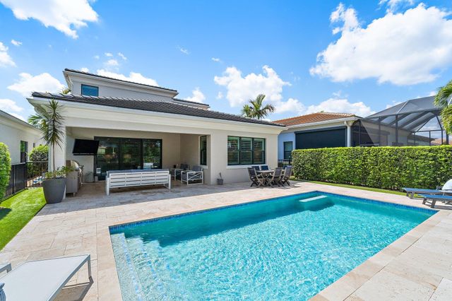 5611 Delacroix Terrace, Palm Beach Gardens, FL 33418