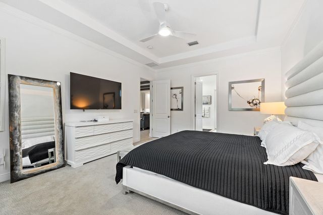 5611 Delacroix Terrace, Palm Beach Gardens, FL 33418