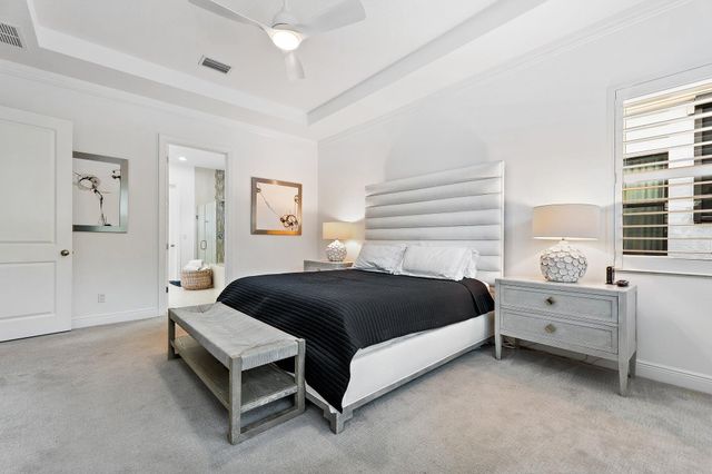 5611 Delacroix Terrace, Palm Beach Gardens, FL 33418