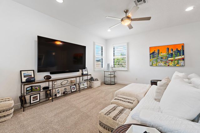 5611 Delacroix Terrace, Palm Beach Gardens, FL 33418