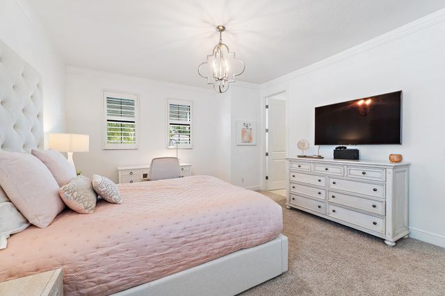 5611 Delacroix Terrace, Palm Beach Gardens, FL 33418