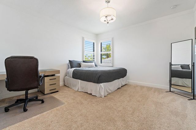 5611 Delacroix Terrace, Palm Beach Gardens, FL 33418