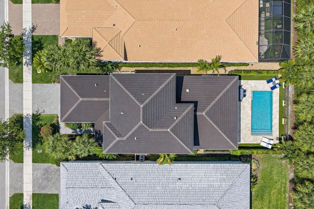 5611 Delacroix Terrace, Palm Beach Gardens, FL 33418