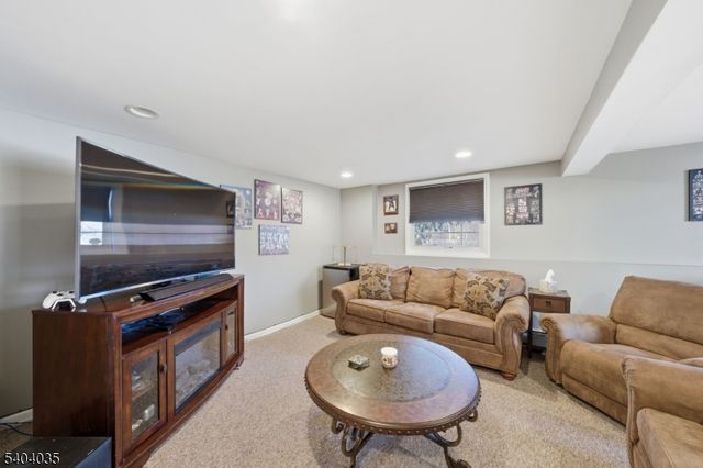 119 Herrick Road, Wayne Twp., NJ 07470