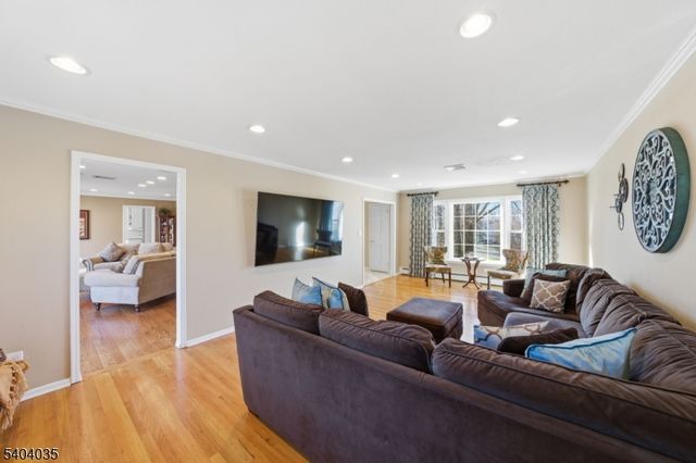 119 Herrick Road, Wayne Twp., NJ 07470