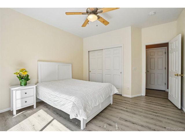 22668 E Lake Pl, Centennial, CO 80015