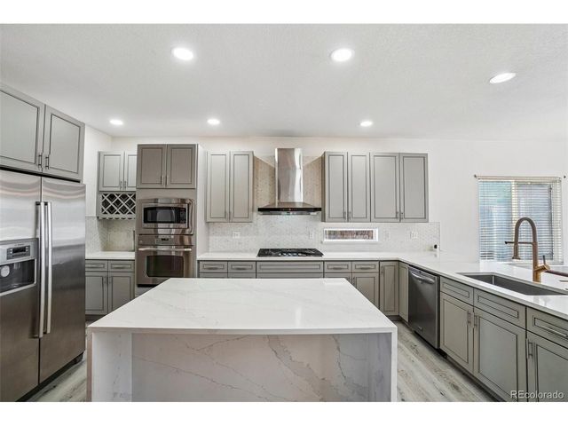 22668 E Lake Pl, Centennial, CO 80015