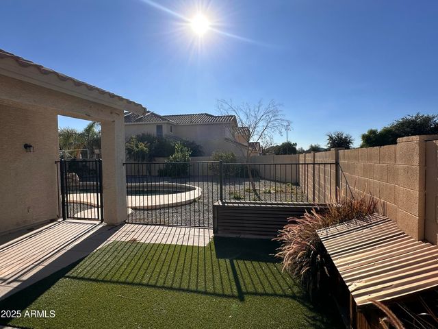 25412 N 40TH Lane, Phoenix, AZ 85083