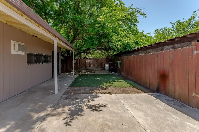 6849 26th St, Rio Linda, CA 95673