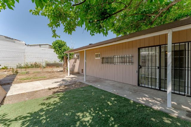 6849 26th St, Rio Linda, CA 95673