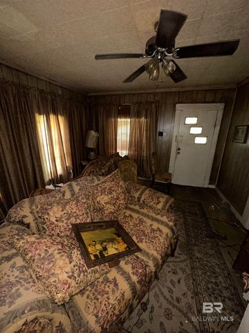 9100 Bryants Landing Road, Stockton, AL 36579