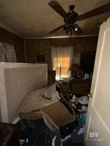 9100 Bryants Landing Road, Stockton, AL 36579