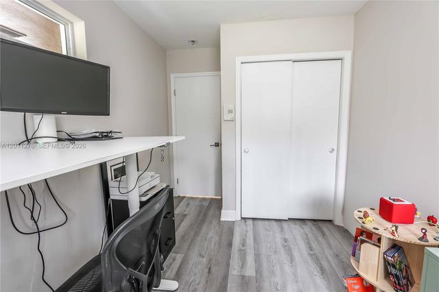 1333 Tyler St, Hollywood, FL 33019