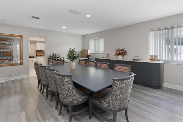 1333 Tyler St, Hollywood, FL 33019