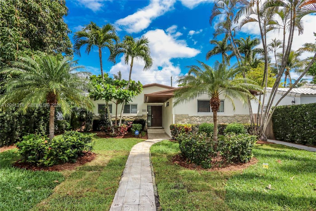 1333 Tyler St, Hollywood, FL 33019