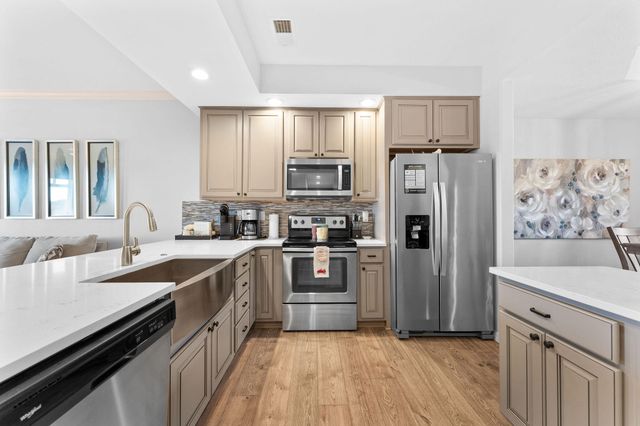 200 Majestic Drive 219, Branson, MO 65616