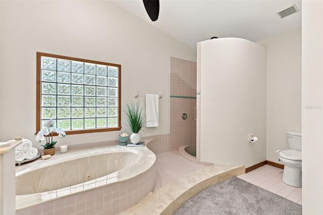 10616 FOREST RUN DRIVE, Bradenton, FL 34211