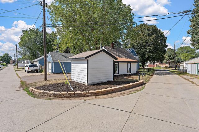 244 Dale Street E, South Saint Paul, MN 55075
