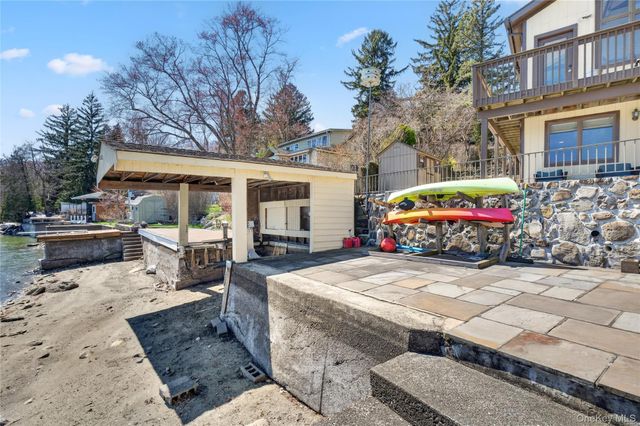 3 Lakeside Road, Mahopac, NY 10541