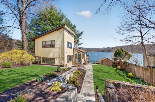 3 Lakeside Road, Mahopac, NY 10541