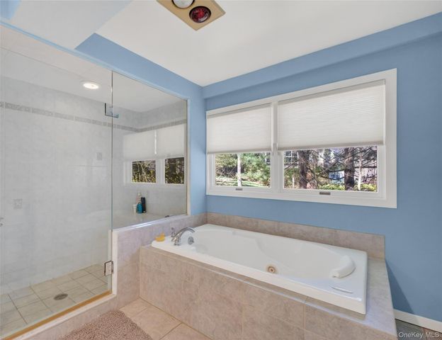 3 Lakeside Road, Mahopac, NY 10541
