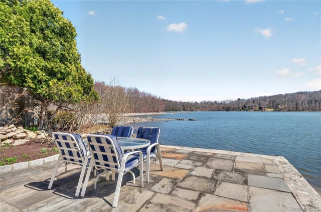 3 Lakeside Road, Mahopac, NY 10541