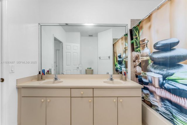 13820 SW 275th St, Homestead, FL 33032