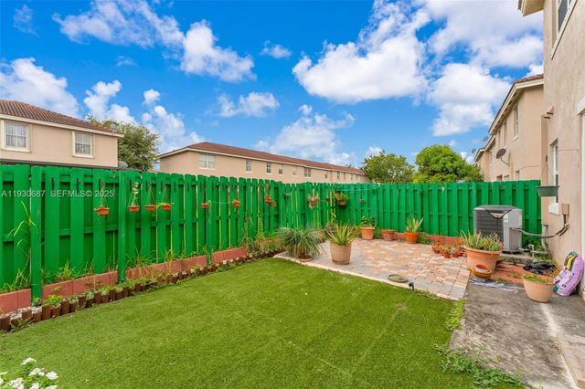 13820 SW 275th St, Homestead, FL 33032