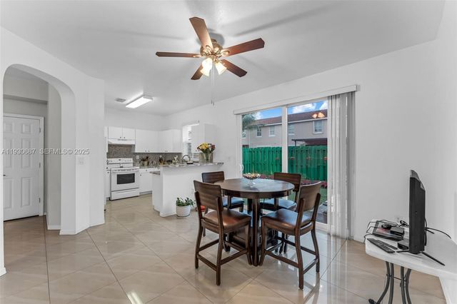 13820 SW 275th St, Homestead, FL 33032