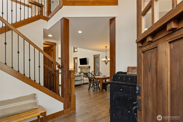 300 Sweet Shop Ln, Cle Elum, WA 98922