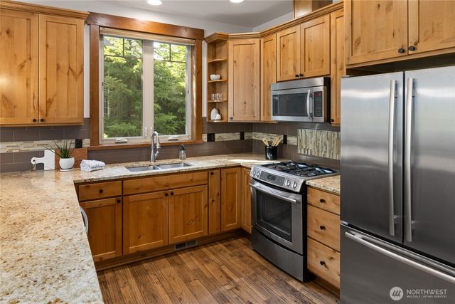 300 Sweet Shop Ln, Cle Elum, WA 98922