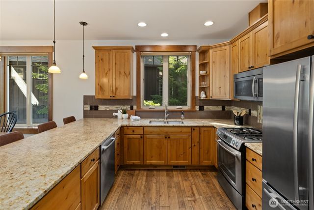 300 Sweet Shop Ln, Cle Elum, WA 98922