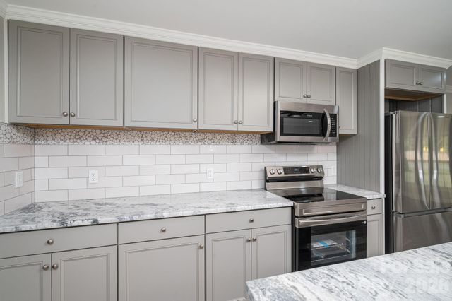 1719 S Lafayette Street, Shelby, NC 28152