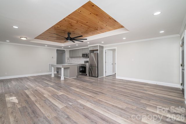 1719 S Lafayette Street, Shelby, NC 28152