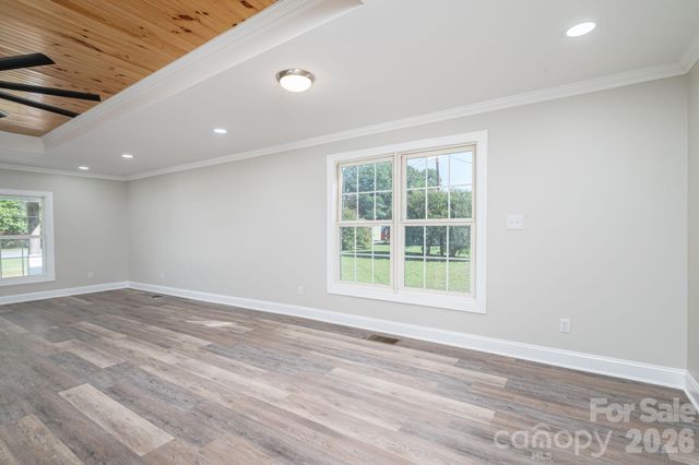 1719 S Lafayette Street, Shelby, NC 28152