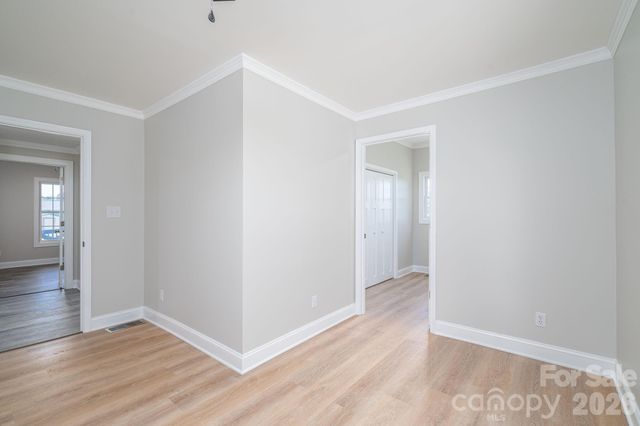 1719 S Lafayette Street, Shelby, NC 28152
