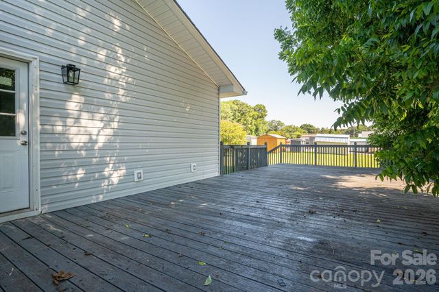 1719 S Lafayette Street, Shelby, NC 28152