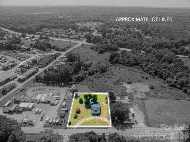 1719 S Lafayette Street, Shelby, NC 28152