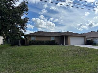 702 SW College Park Rd, Port St Lucie, FL 34953