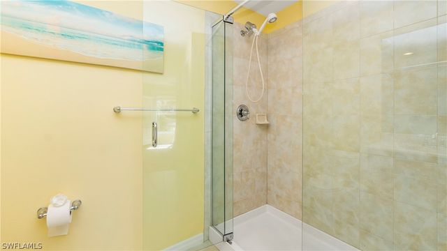 15127 Reef LN, Bonita Springs, FL 34135