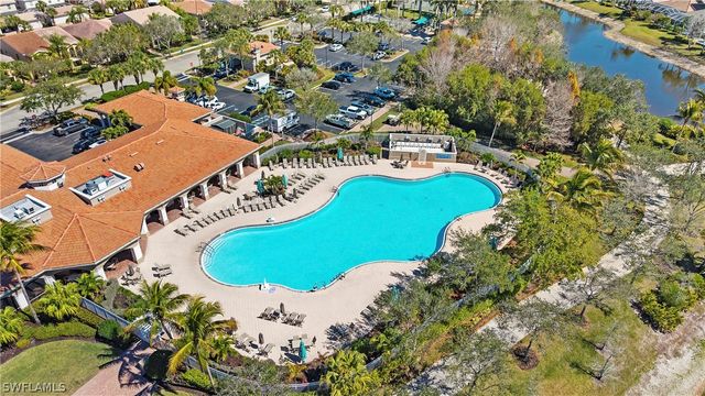 15127 Reef LN, Bonita Springs, FL 34135