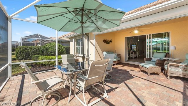 15127 Reef LN, Bonita Springs, FL 34135