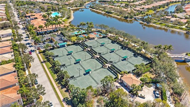 15127 Reef LN, Bonita Springs, FL 34135
