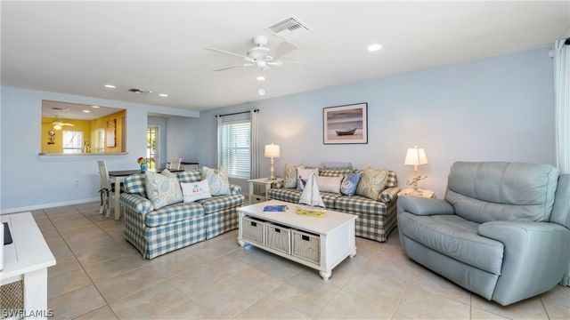 15127 Reef LN, Bonita Springs, FL 34135