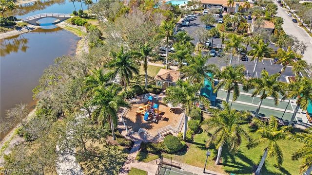 15127 Reef LN, Bonita Springs, FL 34135