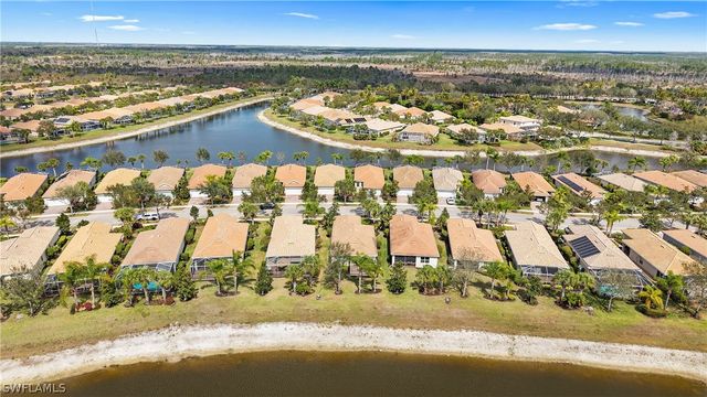 15127 Reef LN, Bonita Springs, FL 34135