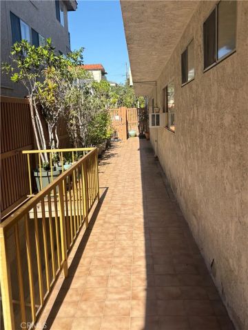 1163 W 9th unit 3, San Pedro, CA 90731