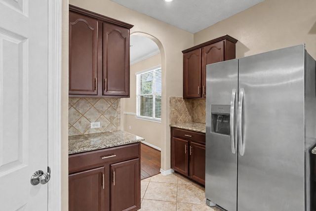 2875 Torano Circle, League City, TX 77573