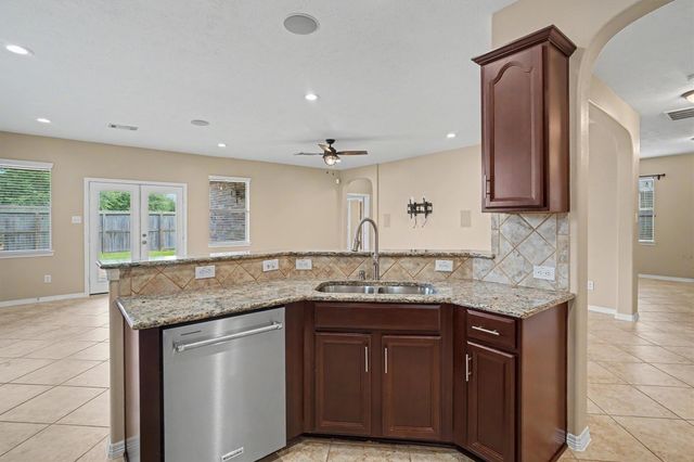 2875 Torano Circle, League City, TX 77573
