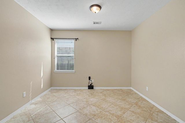 2875 Torano Circle, League City, TX 77573